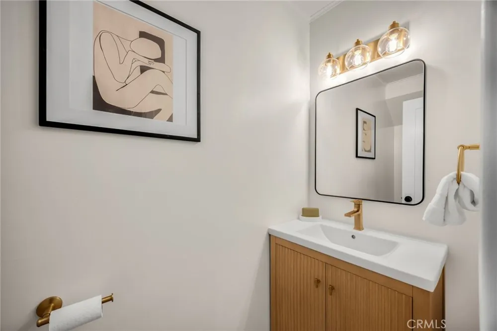 9579 Adams Huntington Beach, CA 92646