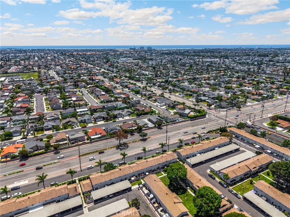 9579 Adams Huntington Beach, CA 92646
