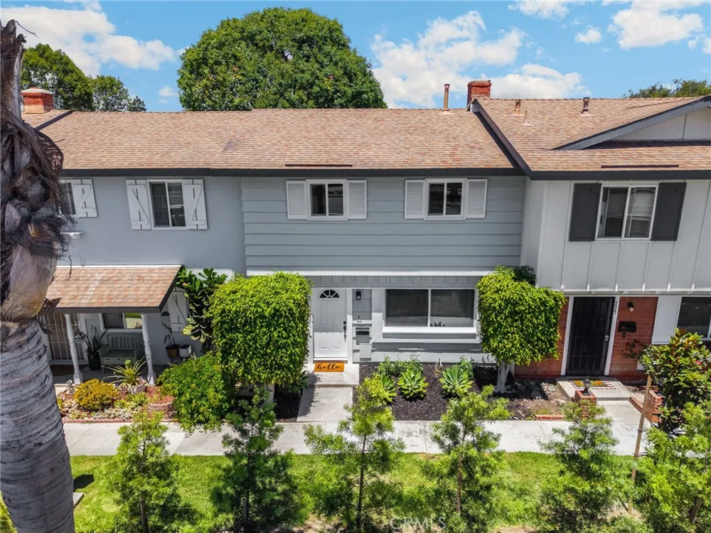 9579 Adams Huntington Beach, CA 92646