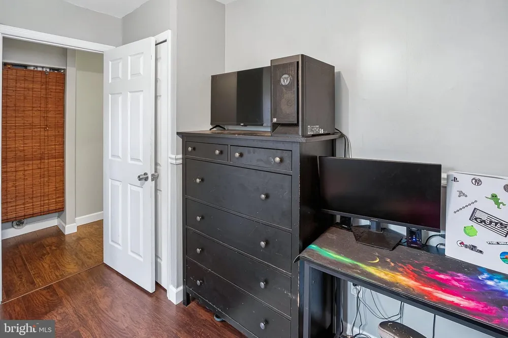 528 S MAPLE AVENUE Maple Shade, NJ 08052