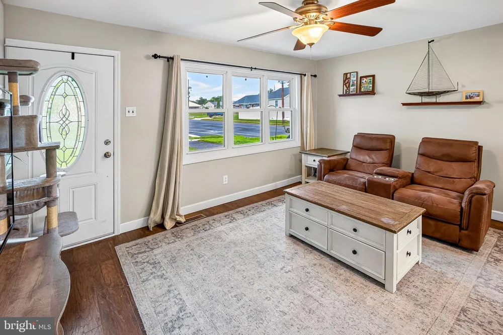 528 S MAPLE AVENUE Maple Shade, NJ 08052
