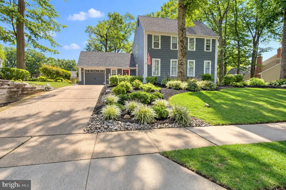 165 WESTOVER DRIVE Delran, NJ 08075