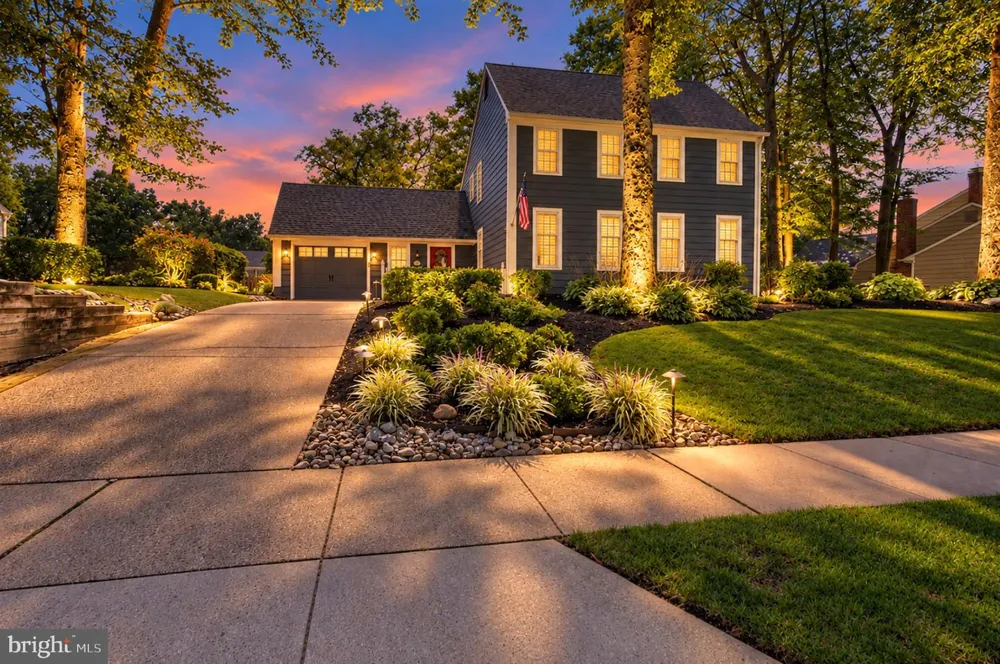 165 WESTOVER DRIVE Delran, NJ 08075