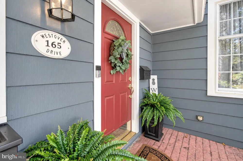 165 WESTOVER DRIVE Delran, NJ 08075
