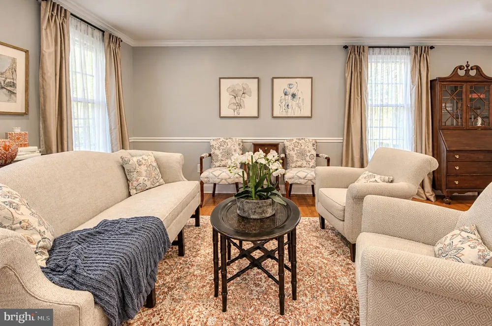 165 WESTOVER DRIVE Delran, NJ 08075