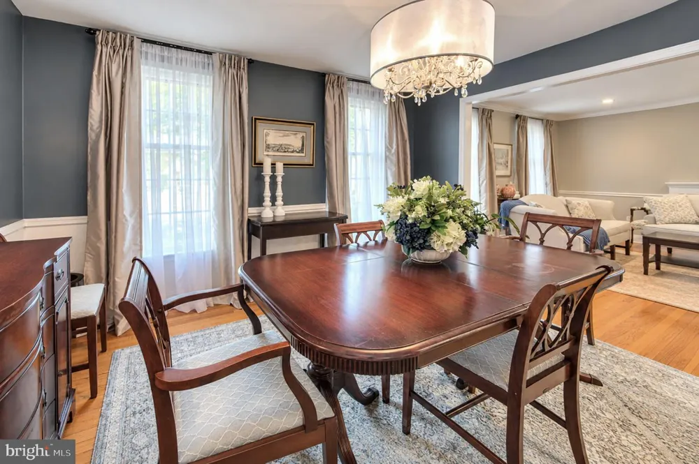 165 WESTOVER DRIVE Delran, NJ 08075