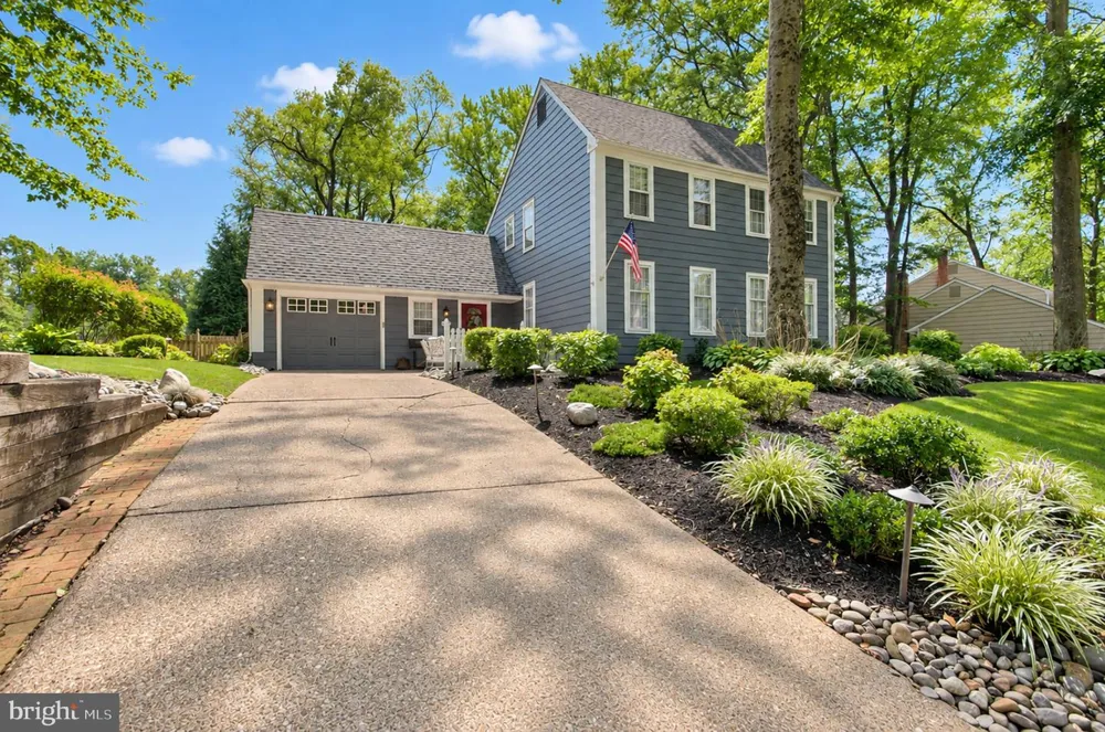 165 WESTOVER DRIVE Delran, NJ 08075