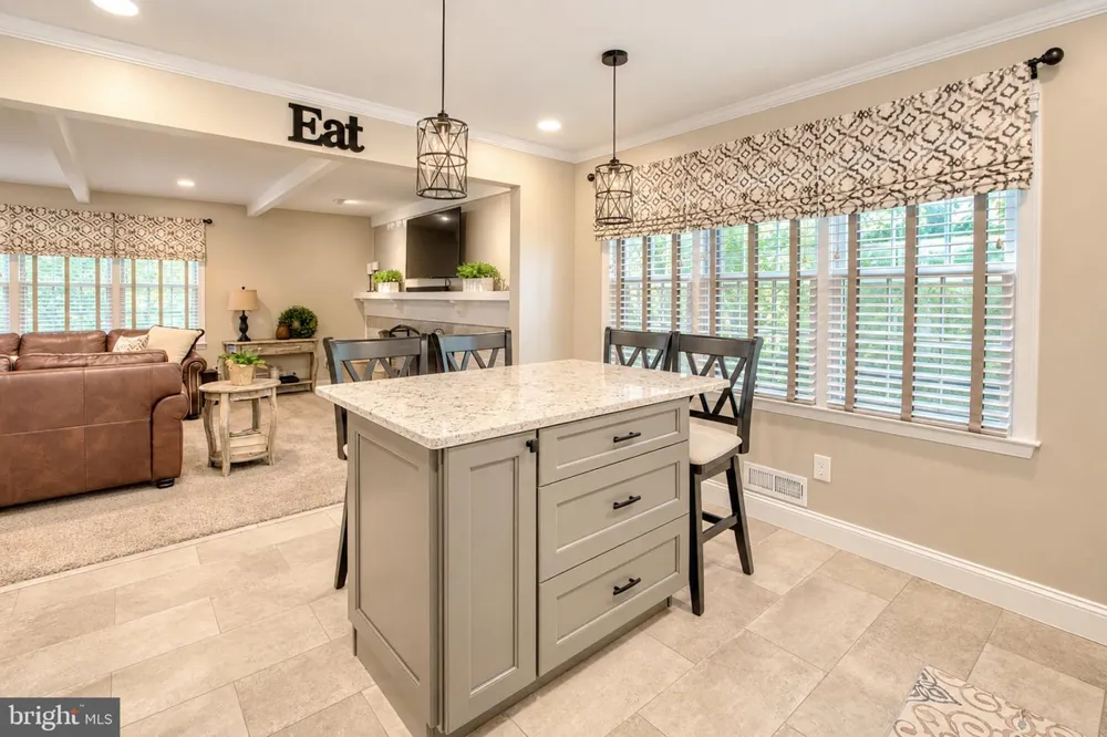165 WESTOVER DRIVE Delran, NJ 08075