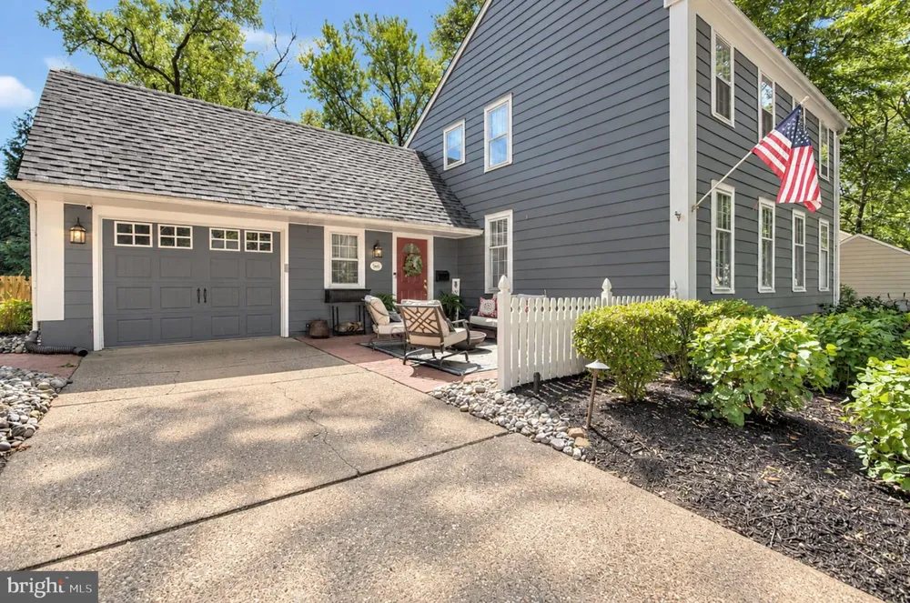 165 WESTOVER DRIVE Delran, NJ 08075