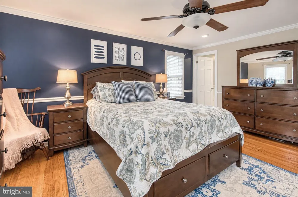 165 WESTOVER DRIVE Delran, NJ 08075