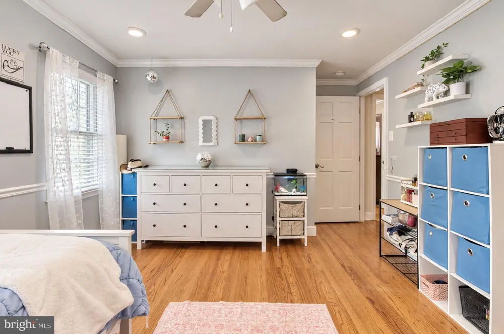 165 WESTOVER DRIVE Delran, NJ 08075
