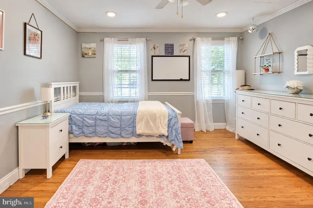 165 WESTOVER DRIVE Delran, NJ 08075