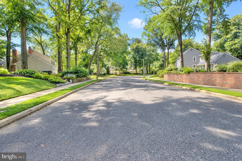 165 WESTOVER DRIVE Delran, NJ 08075