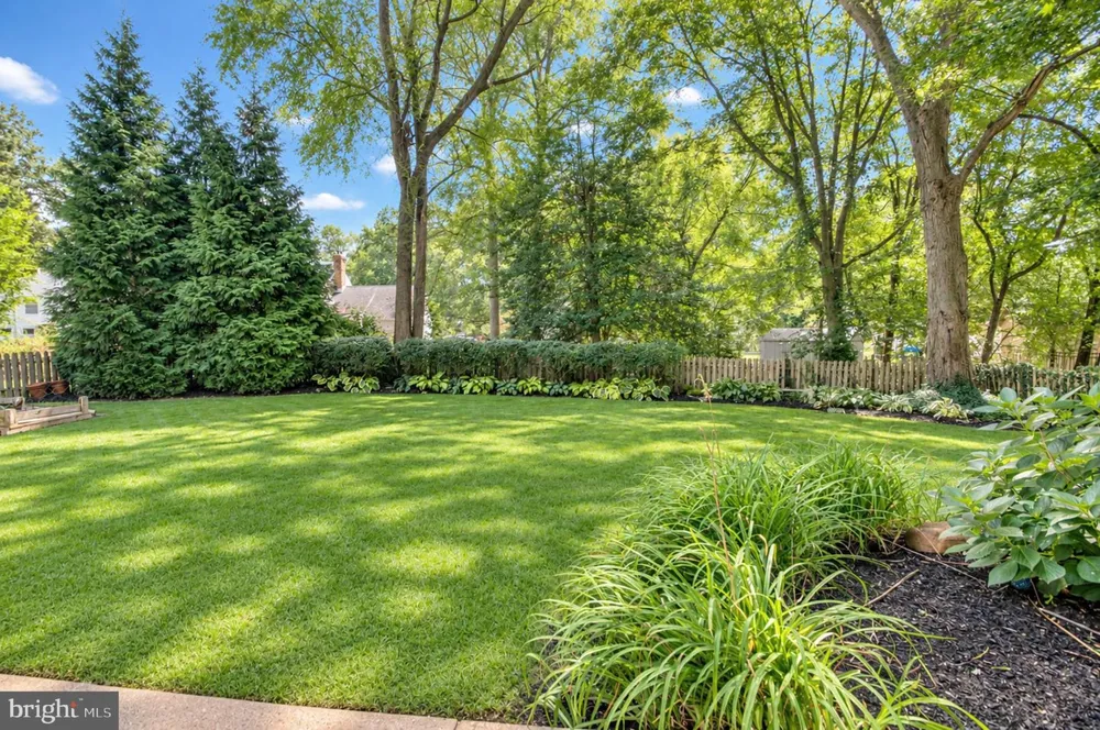 165 WESTOVER DRIVE Delran, NJ 08075