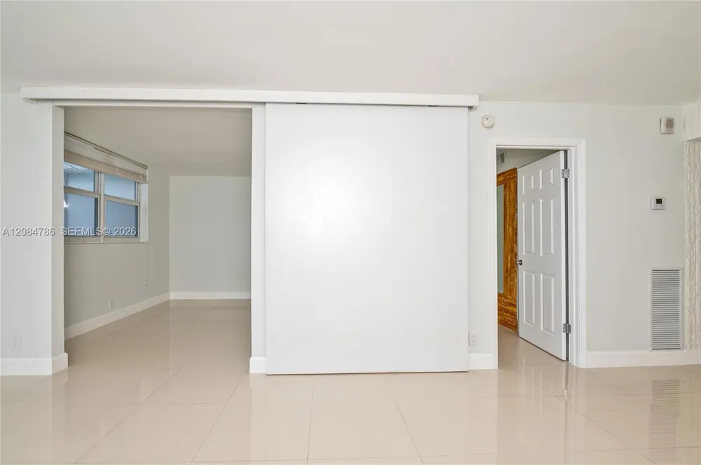 1505 Riverside Dr #1507 Pompano Beach, FL 33062