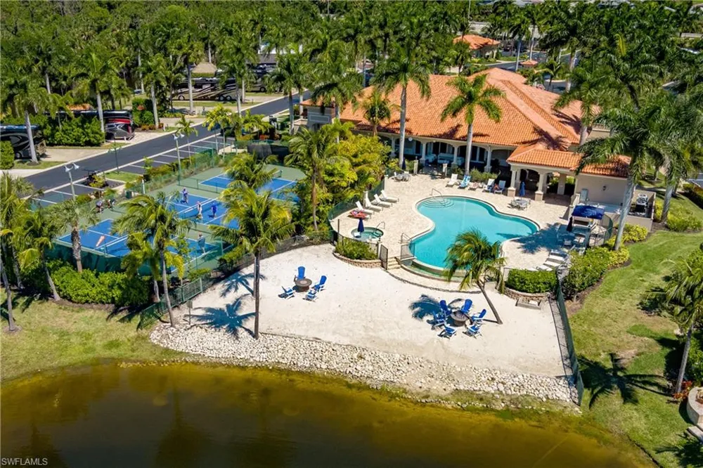 13440 Snook Circle Naples, FL 34114