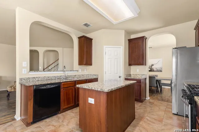 5830 palmetto way San Antonio, TX 78253