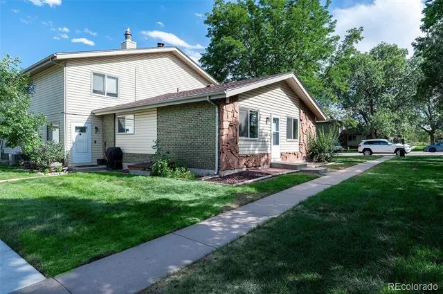 3225 S Garrison Street #45 Denver, CO 80227