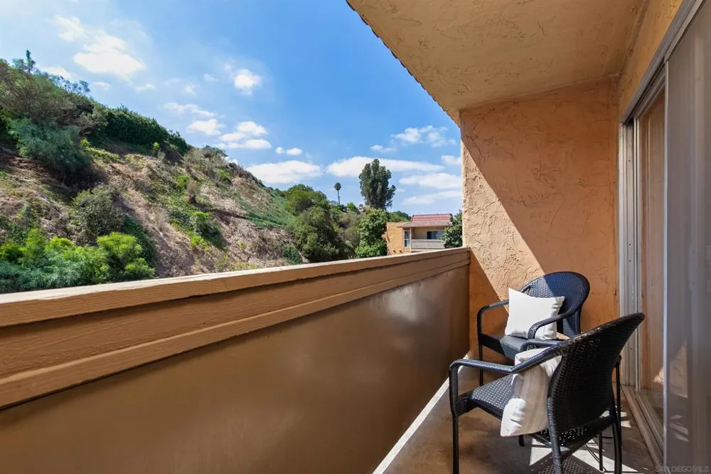 6955 Alvarado Rd. #77 San Diego, CA 92120