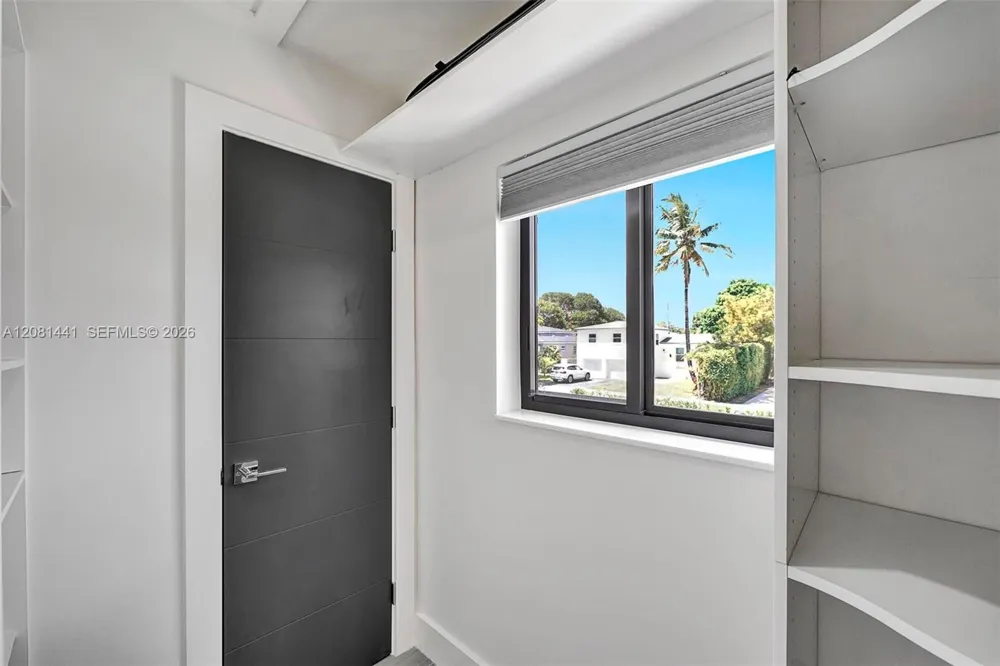 3362 SW 7th St #3362 Miami, FL 33135