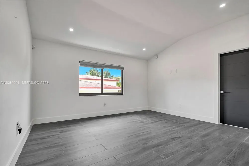 3362 SW 7th St #3362 Miami, FL 33135