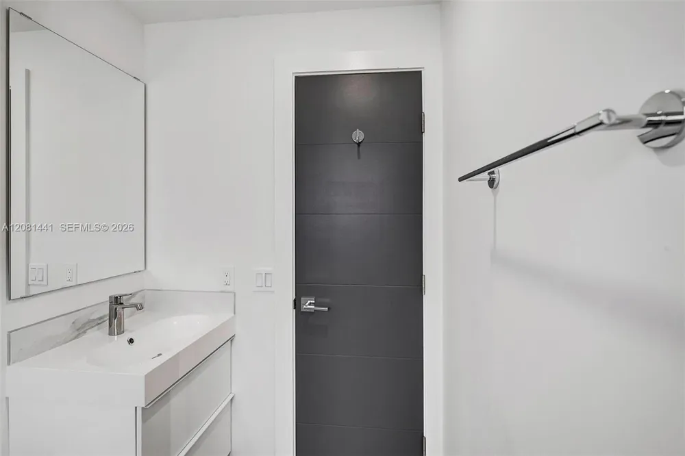 3362 SW 7th St #3362 Miami, FL 33135