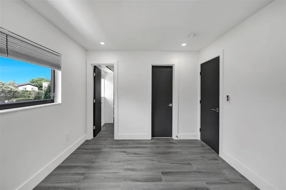 3362 SW 7th St #3362 Miami, FL 33135