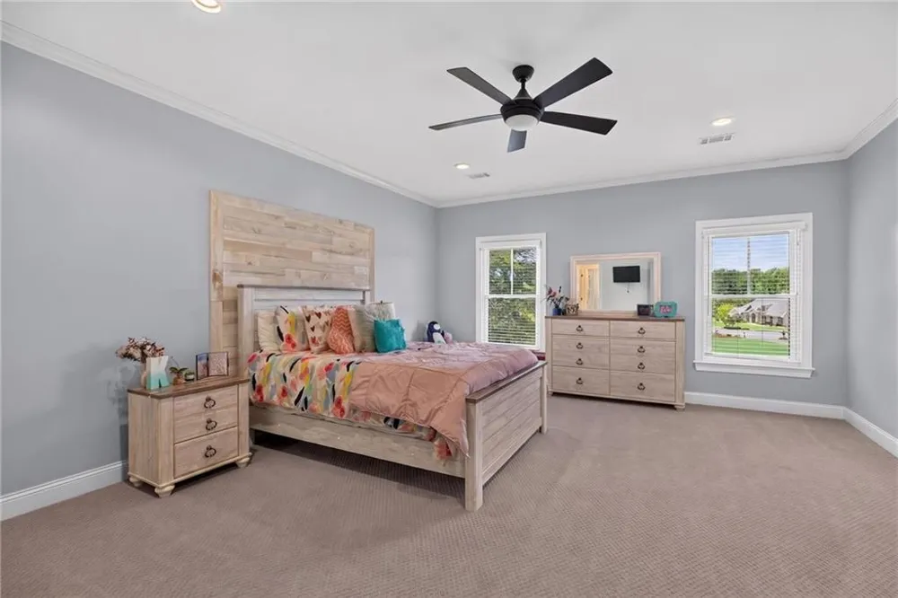 104 Reserve Dr Carrollton, GA 30117