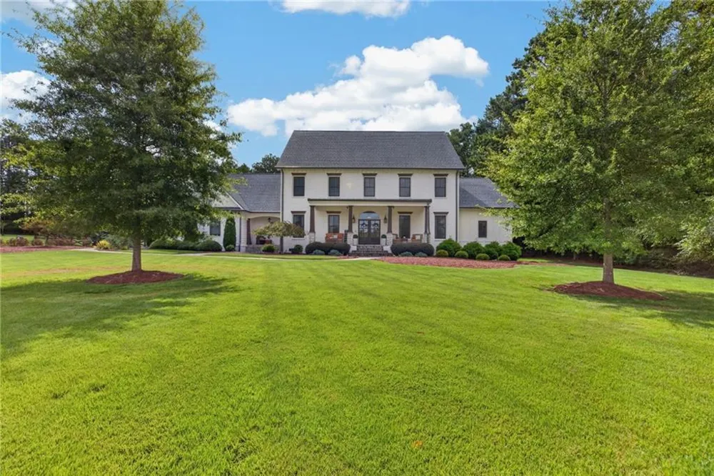 104 Reserve Dr Carrollton, GA 30117