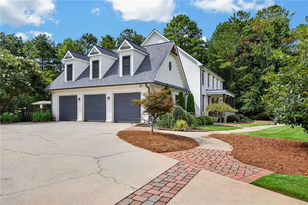 104 Reserve Dr Carrollton, GA 30117