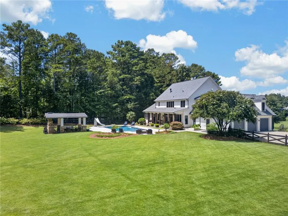 104 Reserve Dr Carrollton, GA 30117
