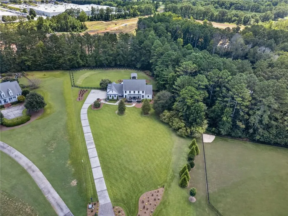 104 Reserve Dr Carrollton, GA 30117