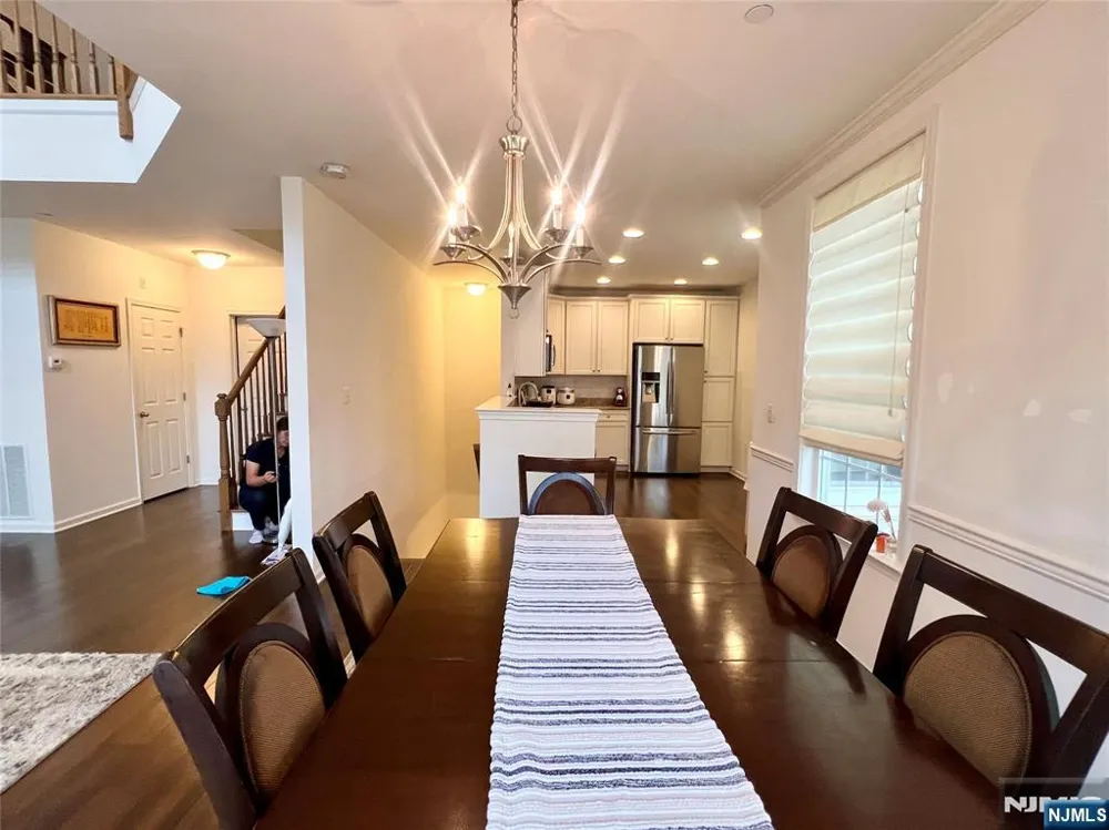81 Autumn Way 20 Montvale, NJ 07645