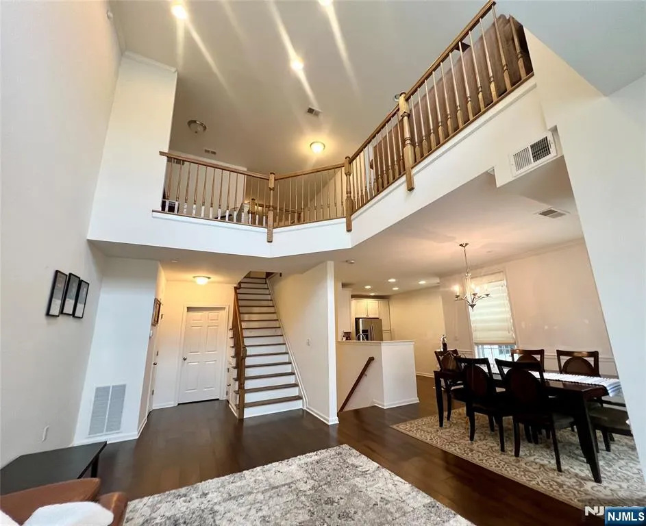 81 Autumn Way 20 Montvale, NJ 07645