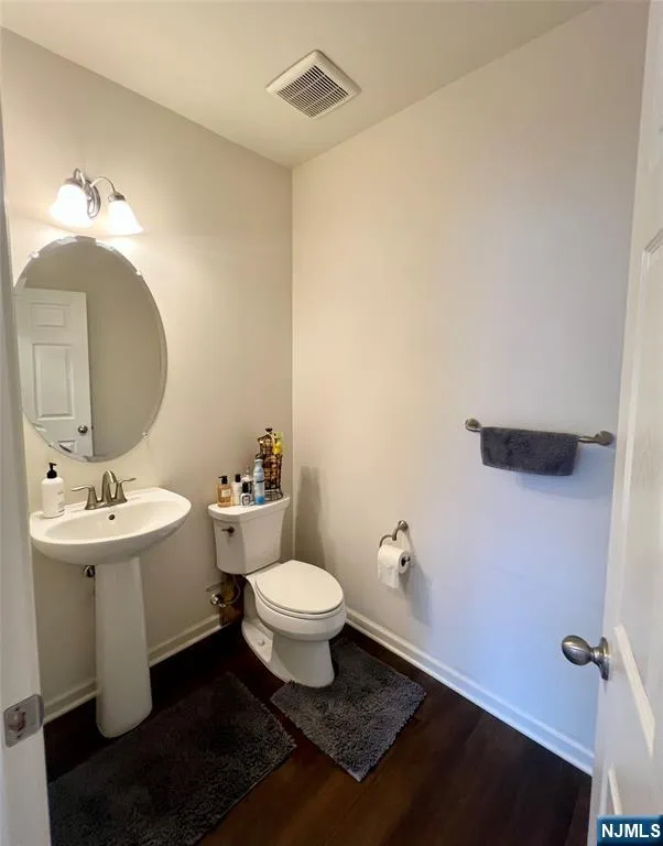 81 Autumn Way 20 Montvale, NJ 07645
