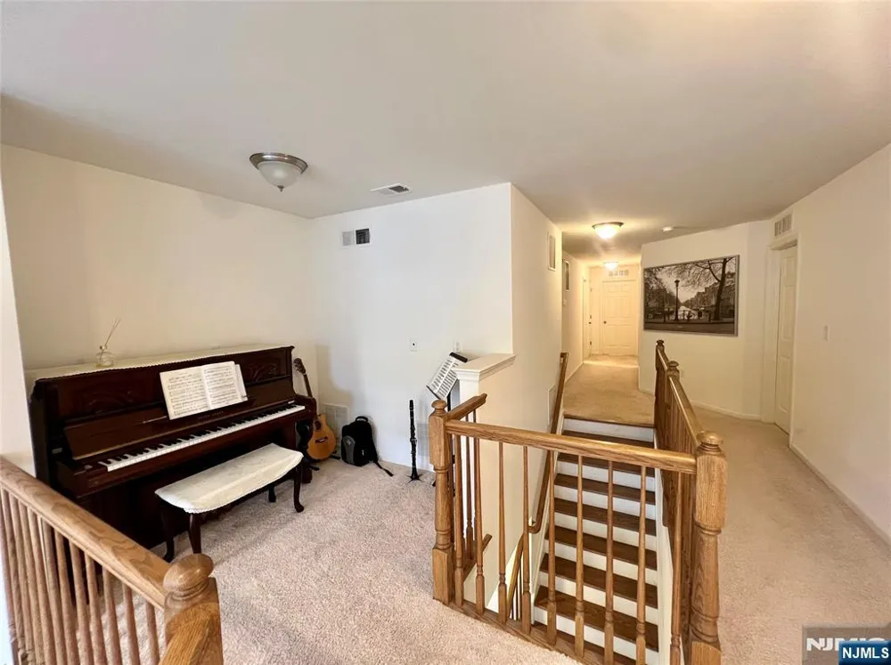 81 Autumn Way 20 Montvale, NJ 07645