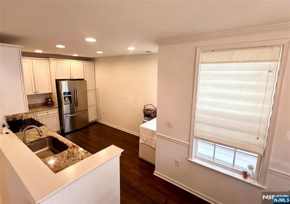 81 Autumn Way 20 Montvale, NJ 07645