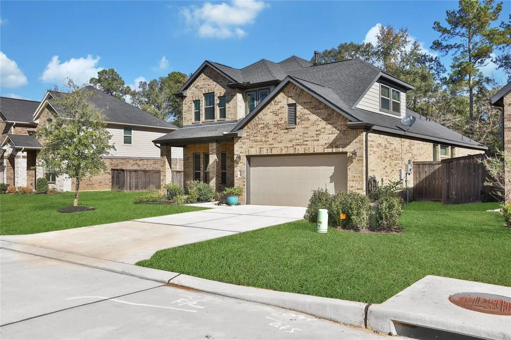 128 Yellow Perch Way Willis, TX 77318