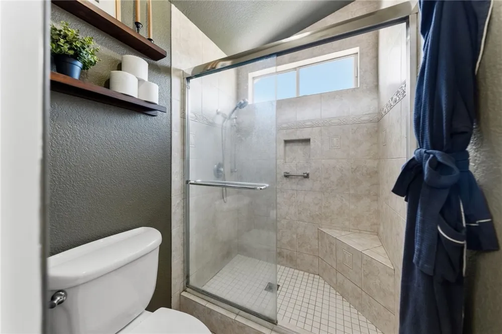 30171 Pechanga Dr. Temecula, CA 92592
