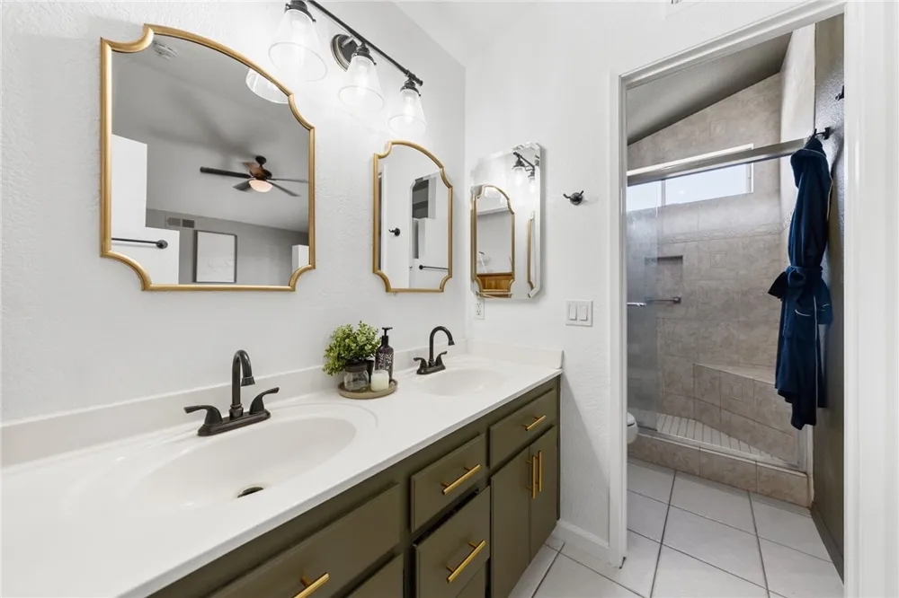 30171 Pechanga Dr. Temecula, CA 92592