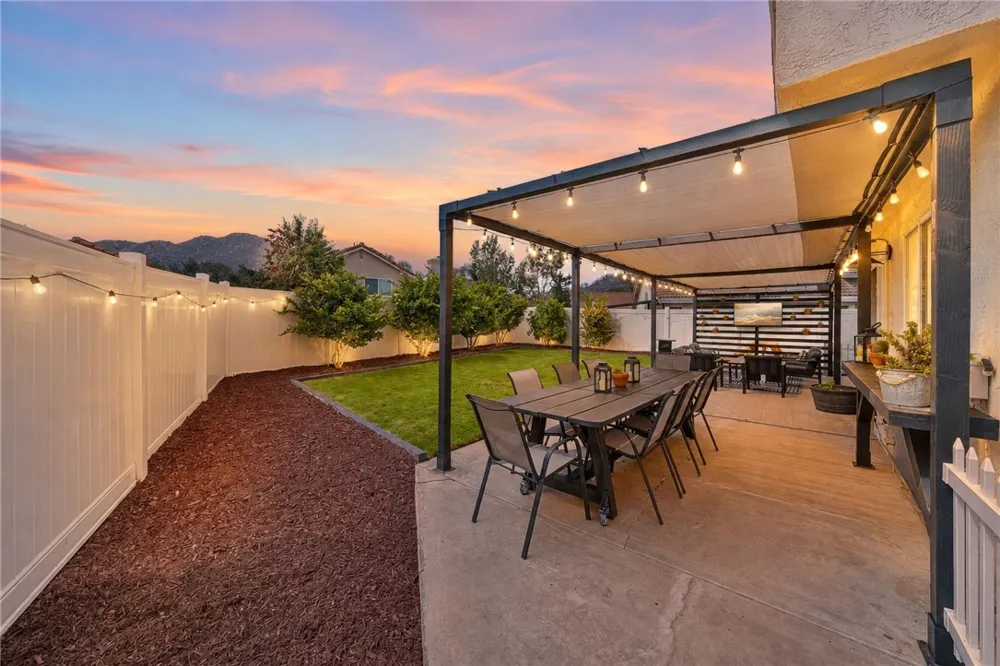 30171 Pechanga Dr. Temecula, CA 92592