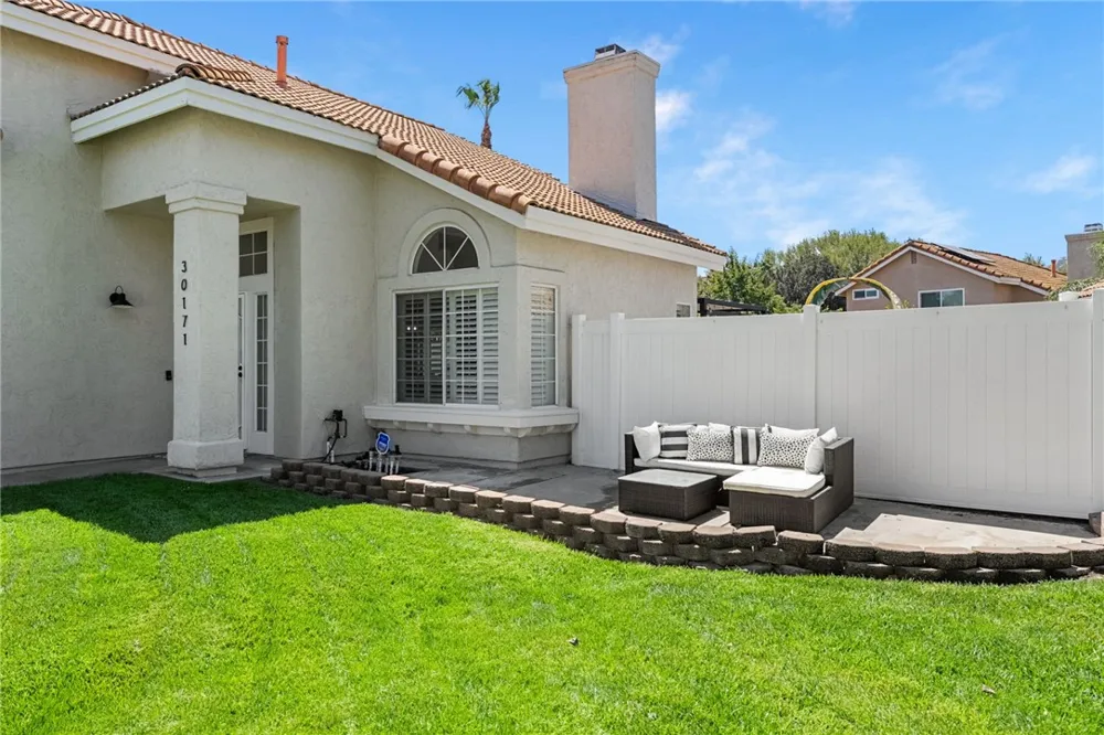 30171 Pechanga Dr. Temecula, CA 92592