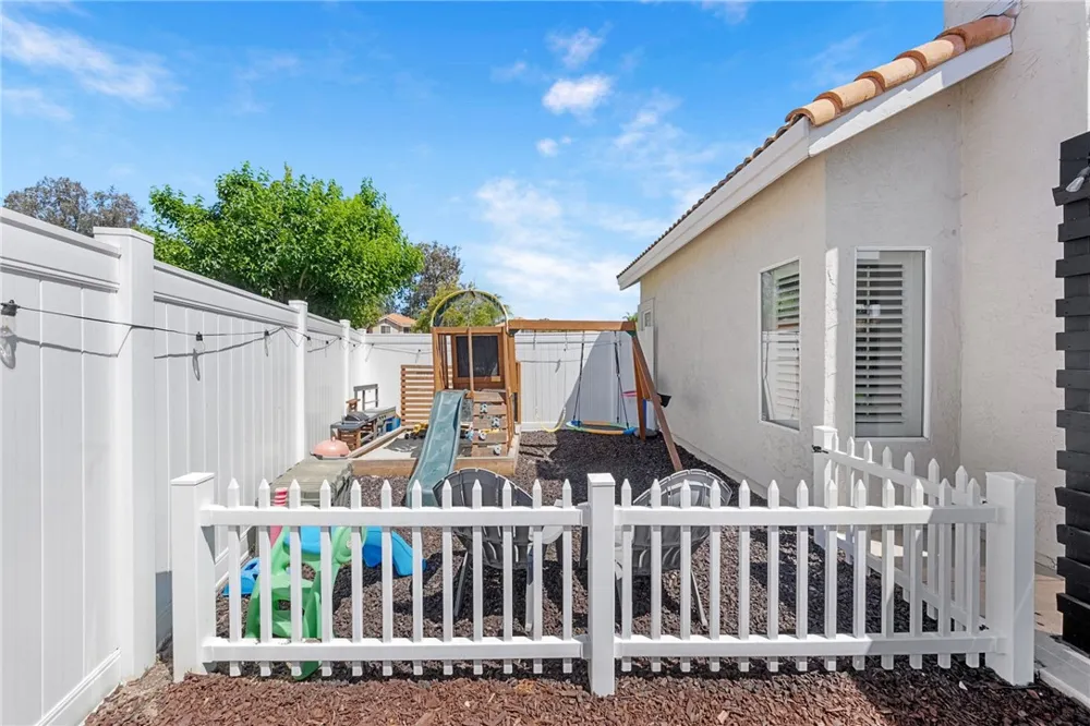 30171 Pechanga Dr. Temecula, CA 92592
