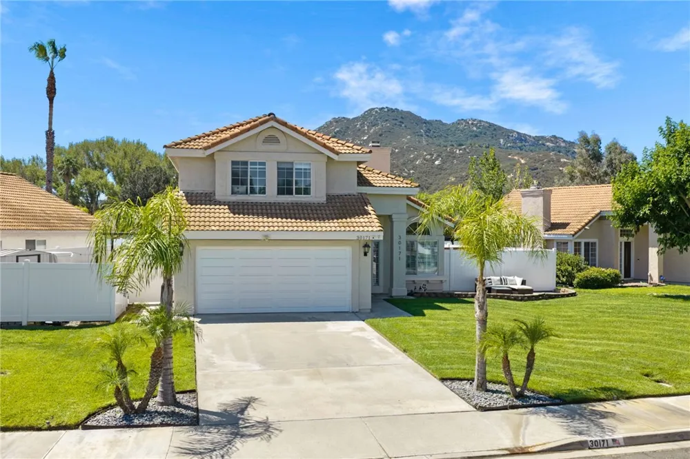 30171 Pechanga Dr. Temecula, CA 92592