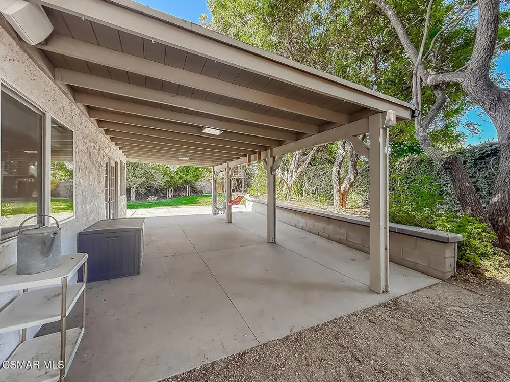 2896 Wanda Avenue Simi Valley, CA 93065