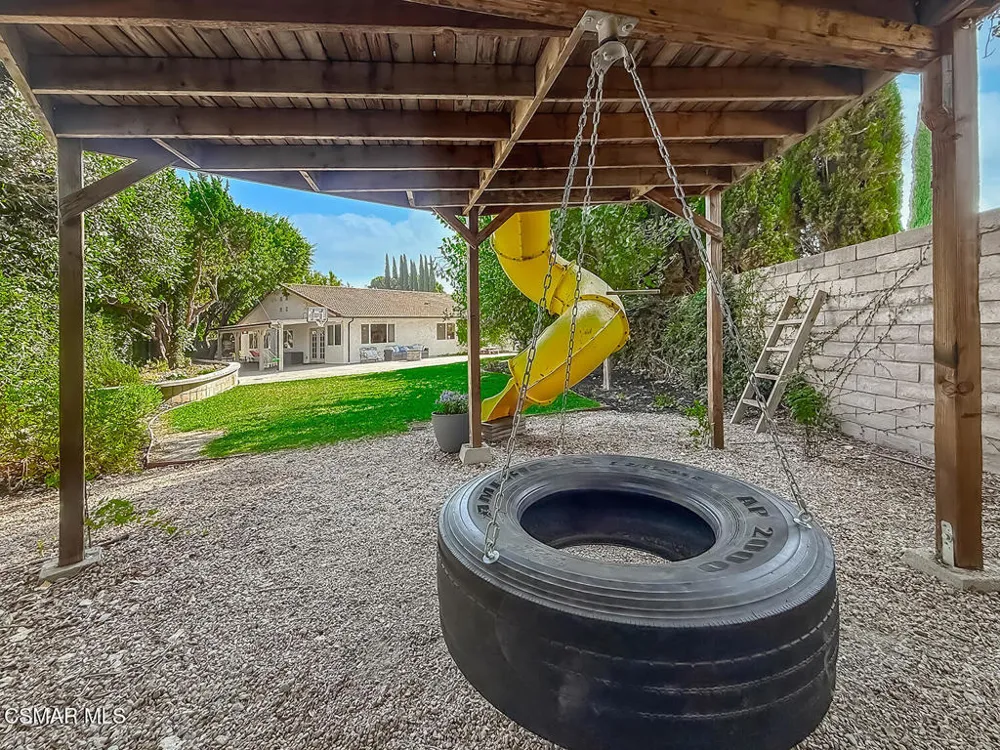 2896 Wanda Avenue Simi Valley, CA 93065