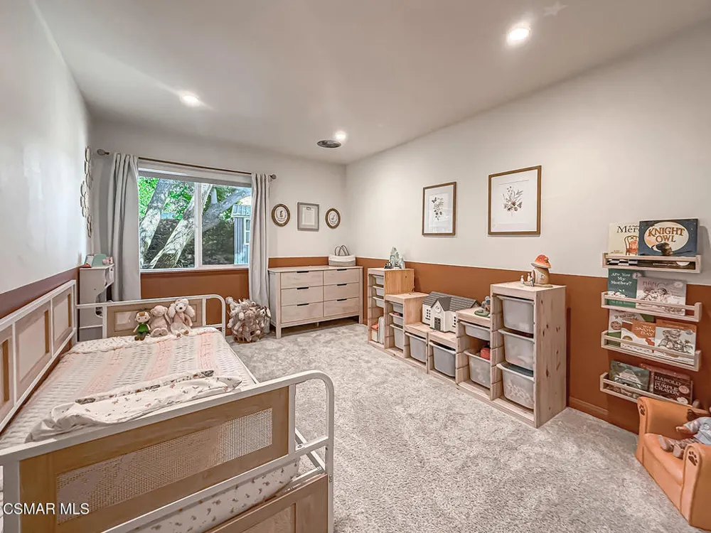 2896 Wanda Avenue Simi Valley, CA 93065