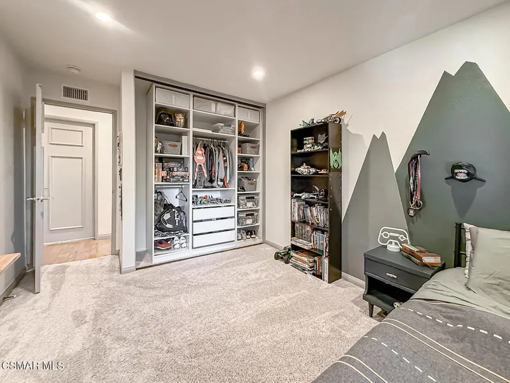 2896 Wanda Avenue Simi Valley, CA 93065