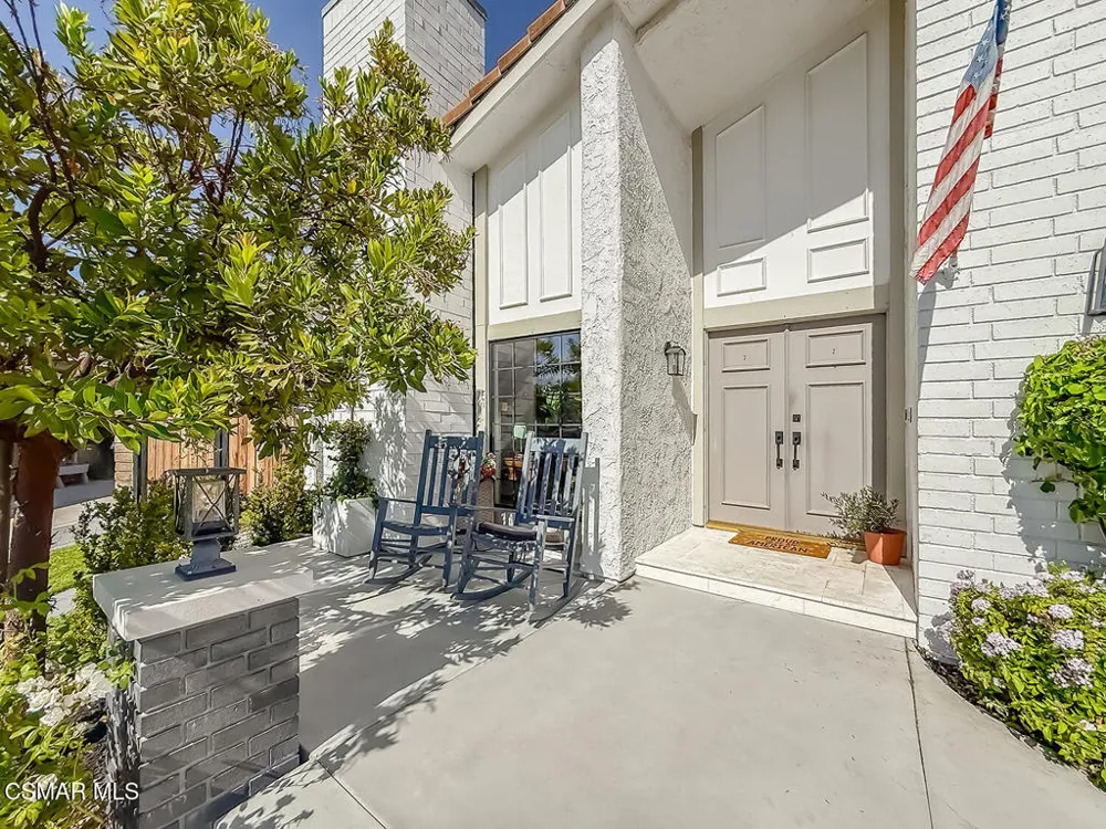 2896 Wanda Avenue Simi Valley, CA 93065