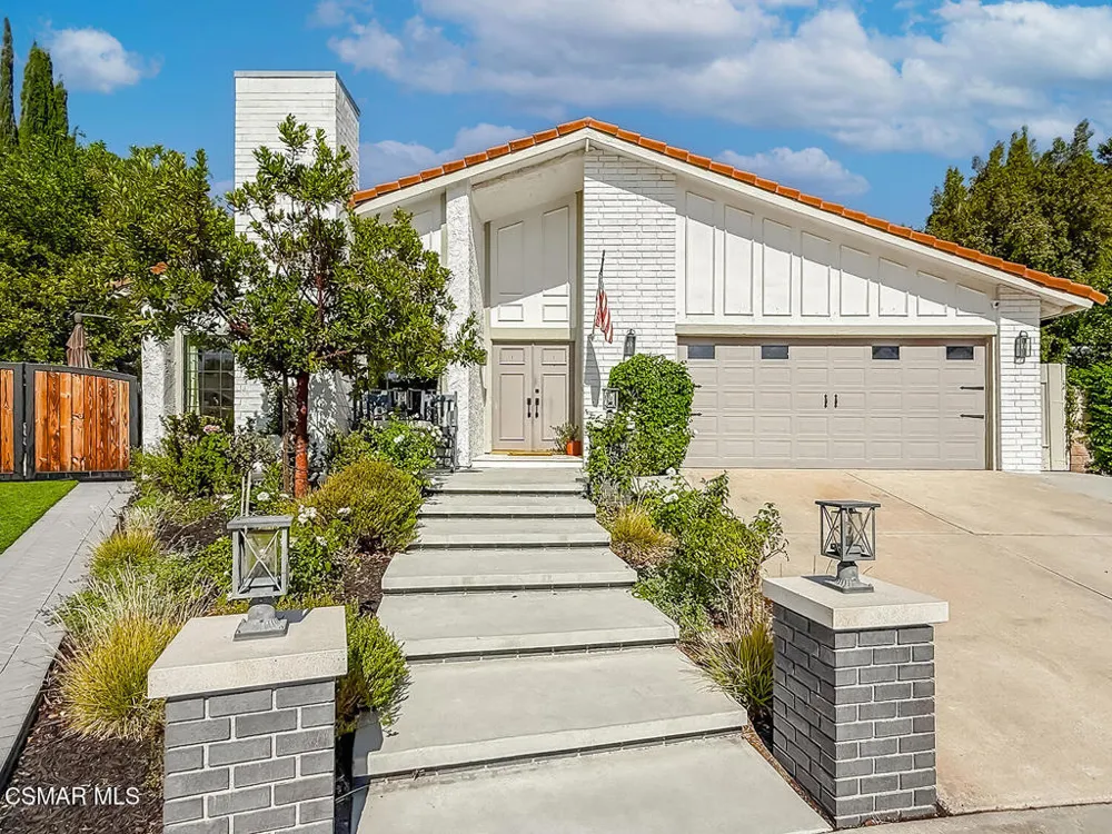 2896 Wanda Avenue Simi Valley, CA 93065